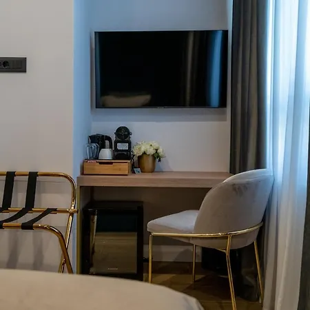 بيت ضيافة Amelie Luxury 1 سبليت